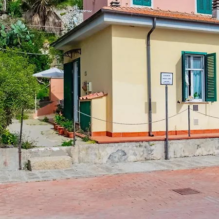 Apartment La Spiaggetta